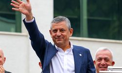 Özgür Özel: Yaşadığımız krizler yetmezmiş gibi şimdi bir de fon krizi çıktı!