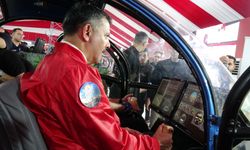 Bakan Çiftçi, Emniyet'in ilk helikopterinin simülatörünü uçurdu