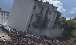 Ağır hasarlı binaya tek dokunuş yetti!