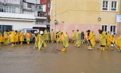 AFAD: Müdahale çalışmalarında 60 bin 395 personel görev yapıyor!