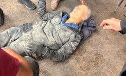 Sanayi sitesinde balkon çöktü: Yaralılar var!