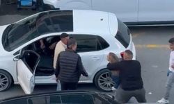 'Dövüş antrenörü' kadının yumruklu saldırısı kamerada!