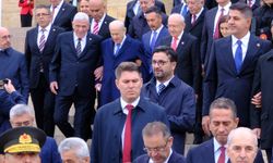 Bahçeli ve Dervişoğlu kol kola!