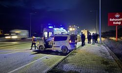 Muş’ta kepçe ile otomobil çarpıştı: 1 yaralı