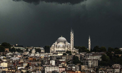 İstanbul'da sağanak hayatı olumsuz etkiledi