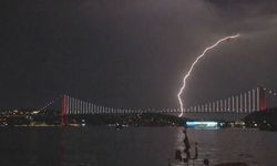 Meteorolojiden İstanbul ve çevresi için gök gürültülü sağanak uyarısı