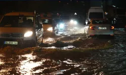 İstanbul'da sağanak can aldı: Elektrik akımına kapılan çocuk hayatını kaybetti