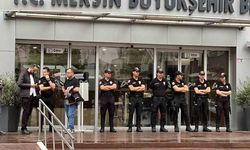 Mersin operasyonu: Vahap Seçer ve iki ilçe belediye başkanı tutuklandı