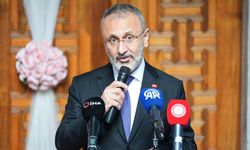 Eyüpsultan Belediyesi’ne operasyon: Başkan Özmen dahil 28 kişi gözaltında