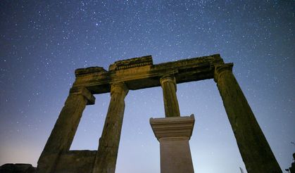 'Blaundos Antik Kenti'nde yıldızlı gece!