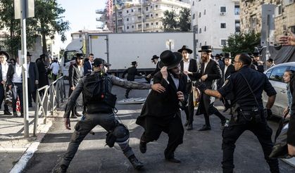 Ultra Ortodoks Yahudilerden zorunlu askerliğe karşı protesto!