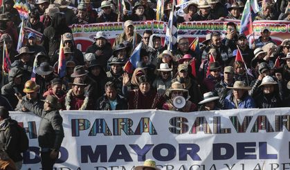 Bolivya'da Evo Morales ve destekçileri La Paz'a ulaştı