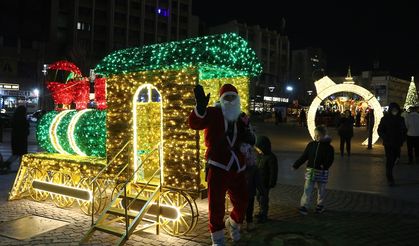 Kosova'nın başkenti Priştine'de yeni yıl hazırlıkları