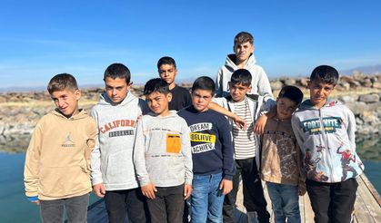 Yazın sarışın, kışın esmerler