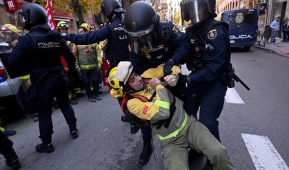 Orman itfaiyecilerinin gösterisine polis müdahale etti!