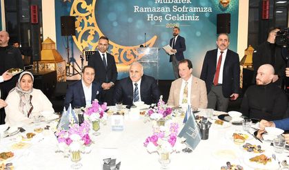 Dicle Üniversitesi'nde öğrencilerle anlamlı iftar