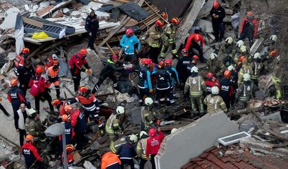 İstanbul Fatih'te 2 binanın çökmesinde arama kurtarma çalışmaları tamamlandı