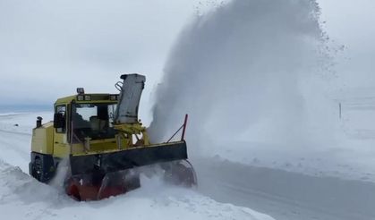 Kars'ta 25 köy yolu ulaşıma kapandı