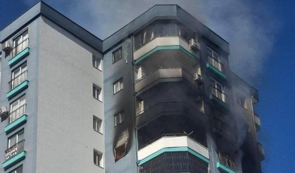 Adana'da korkutan yangın!