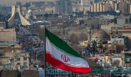 İran: Barış yok, daha ezici ve yıkıcı eylemlerimiz olacak