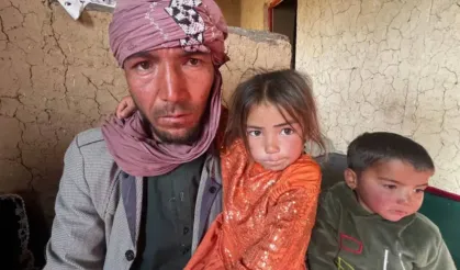 Afganistan'da aileler yoksulluk nedeniyle çocuklarını satıyor