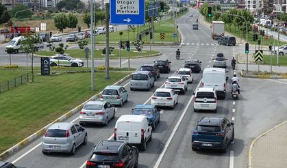 İstanbul'da trafik 'yoğunluğu' şaşırttı