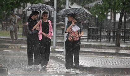 Meteoroloji'den sağanak ve kuvvetli rüzgar uyarısı