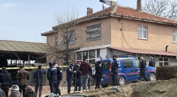 Edirne'de aynı aileden 4 kişi ölü bulundu
