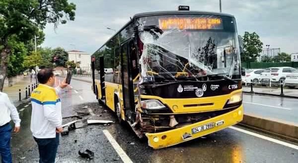 Sarıyer'de otobüs kazası: yaralılar var!