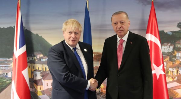 Johnson’dan Erdoğan’a övgü dolu sözler