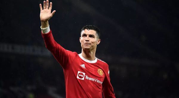 Ronaldo ayrılıyor mu?