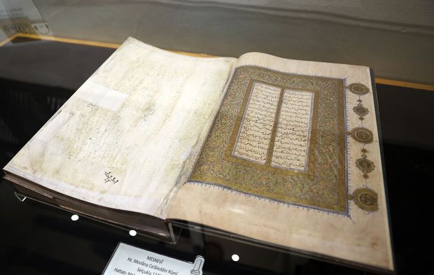 Mevlana'nın eserleri özel koşullarda korunuyor!