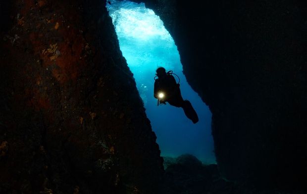 Çeşme'nin asıl güzelliği suyun altında