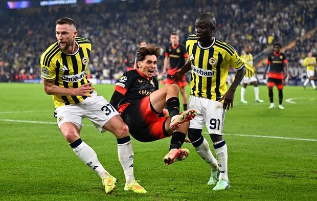Fenerbahçe - Slavia Prag