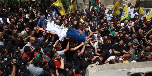 İsrail ordusu bir Filistinliyi öldürdü!