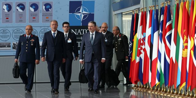 Akar'dan NATO üyelerine önemli mesaj!