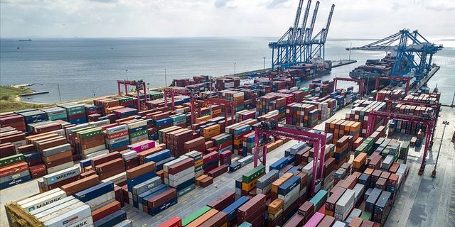 Dış ticaret açığı yüzde 155,2'ye yükseldi