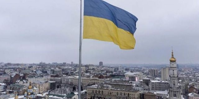 Resmi açıklama: Kiev bombalanıyor!