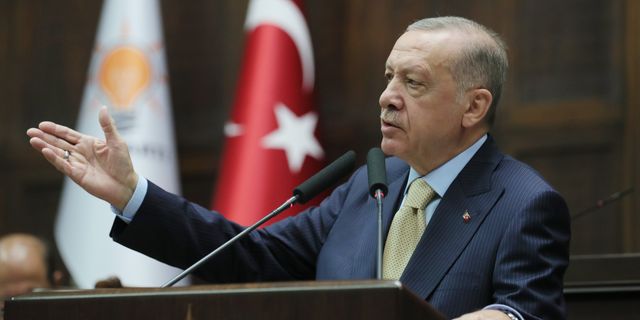 Erdoğan'dan başörtüsü teklifi: Gelin çözümü yasa değil Anayasa düzeyinde sağlayalım