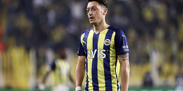 Mesut Özil'den flaş karar