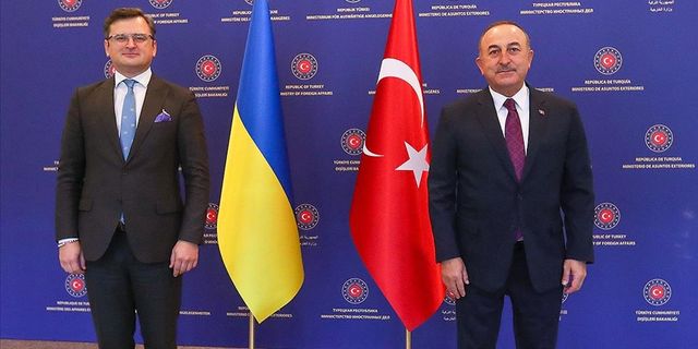 Çavuşoğlu, Ukrayna'lı mevkidaşıyla görüştü