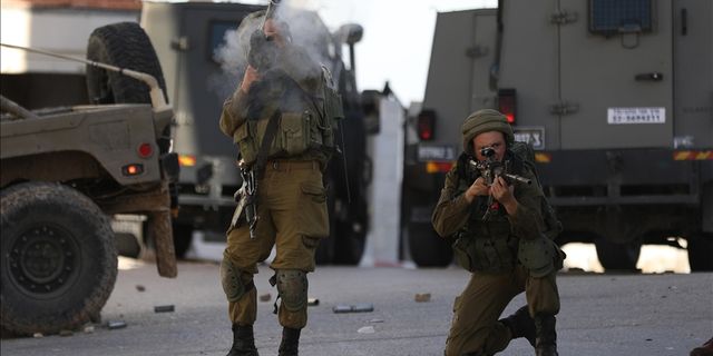 İsrail 9 Filistin'liyi gözaltına aldı