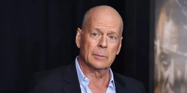 Bruce Willis yüzünü sattı mı?
