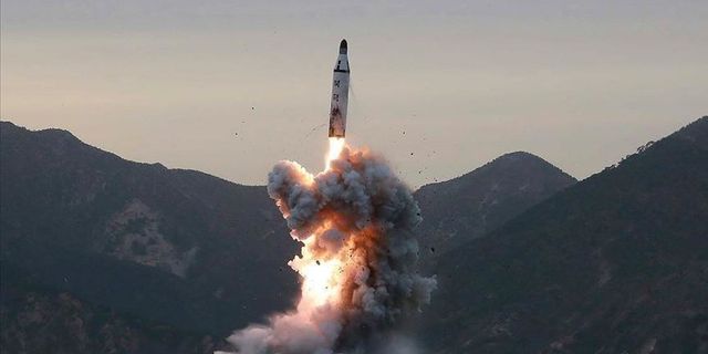 Kuzey Kore balistik füze denemeleri yaptı