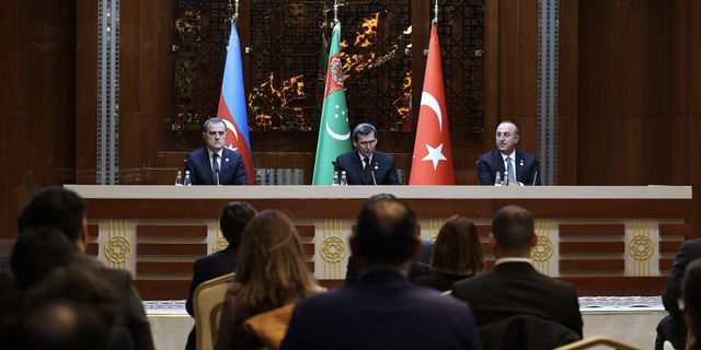 Bakan Çavuşoğlu: Rusların da iş birliği yapması gerekiyor