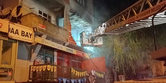 Evi boşaltan kiracı daireyi ateşe verdi!