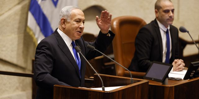 Netanyahu yemin ederek göreve başladı