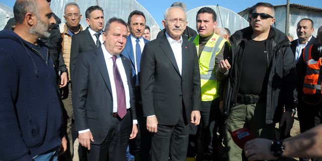 Kılıçdaroğlu, sel afeti yaşanan Kumluca'yı ziyaret etti