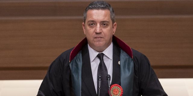 Demirtaş’ın Öcalan ile görüşmesi hukuken mümkün değil