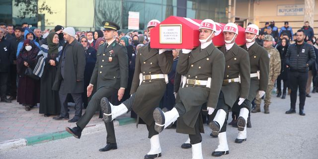 Şehit Astsubay Harun Uğur, son yolculuğuna uğurlandı